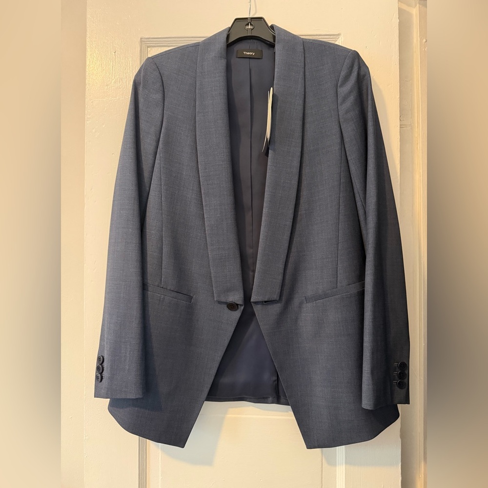 Blue Theory women’s suit new with tags